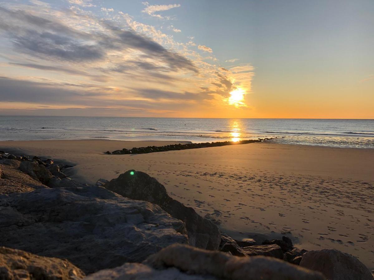 Appartement 3 Etoiles - Plage Des Phoques Avec Parking Prive Berck Luaran gambar